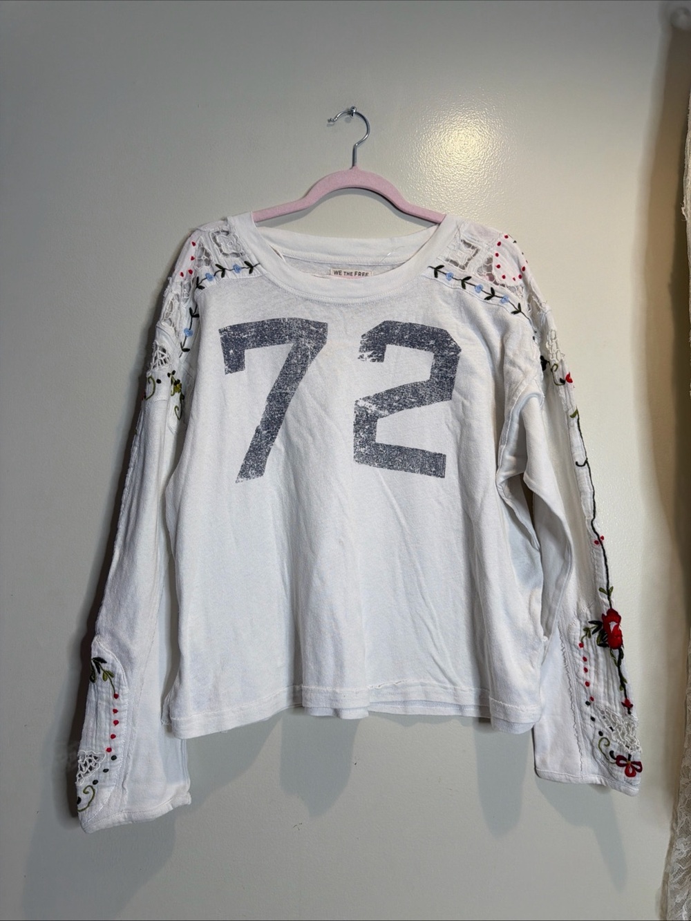 Free People We the Free Lilith Embroidered Vines Cutwork Tee Top M - Picture 4 of 8